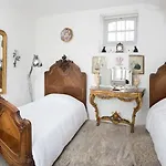Chateau De La Goujonnerie Loge-Fougereuse