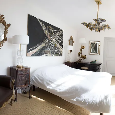 Chateau De La Goujonnerie Bed and Breakfast Loge-Fougereuse