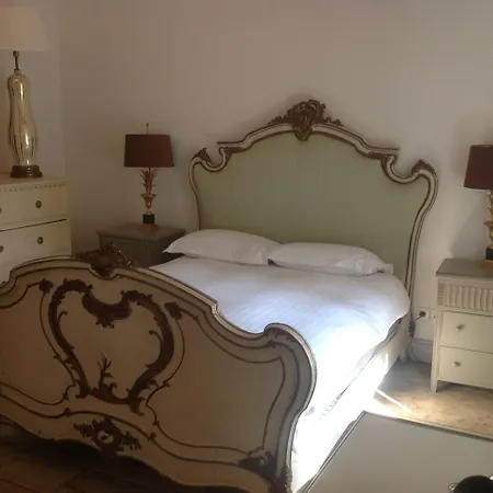 Chateau De La Goujonnerie Loge-Fougereuse