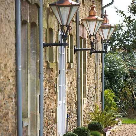 Chateau De La Goujonnerie 4*