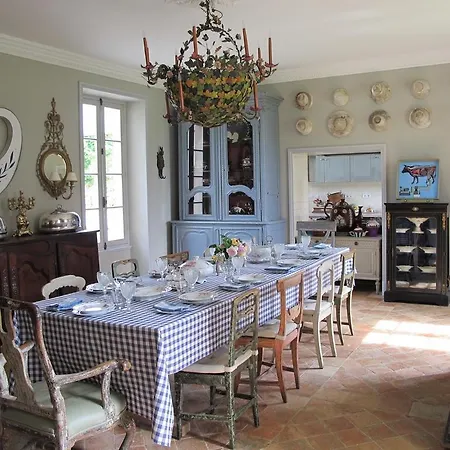 לינה וארוחת בוקר Chateau De La Goujonnerie