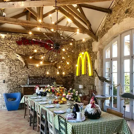 Chateau De La Goujonnerie לינה וארוחת בוקר 4*