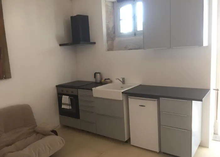 シャトー デ ラ グジューネリ