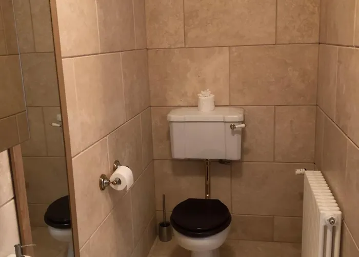 Chateau De La Goujonnerie