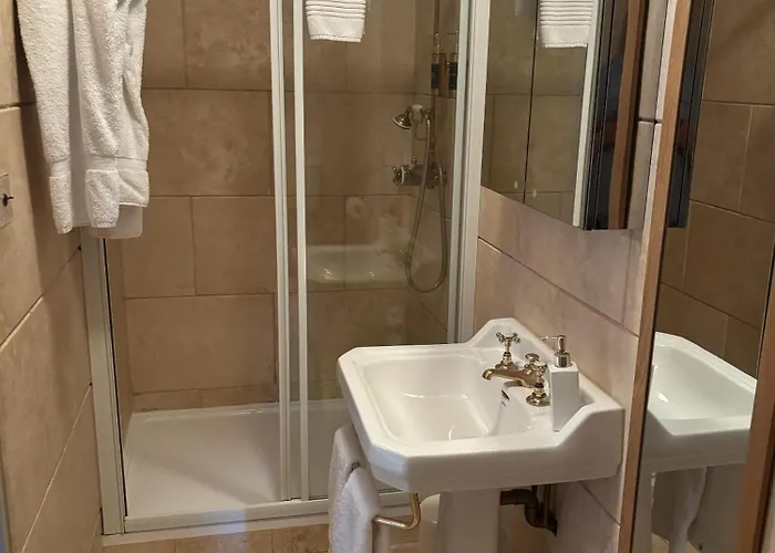 Bed & Breakfast Chateau De La Goujonnerie Loge-Fougereuse