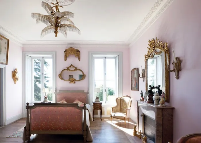 Bed & Breakfast Chateau De La Goujonnerie 4*